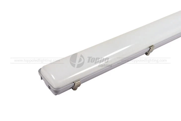 Tri-bevis Batten Mount LED 20 WATT IP65